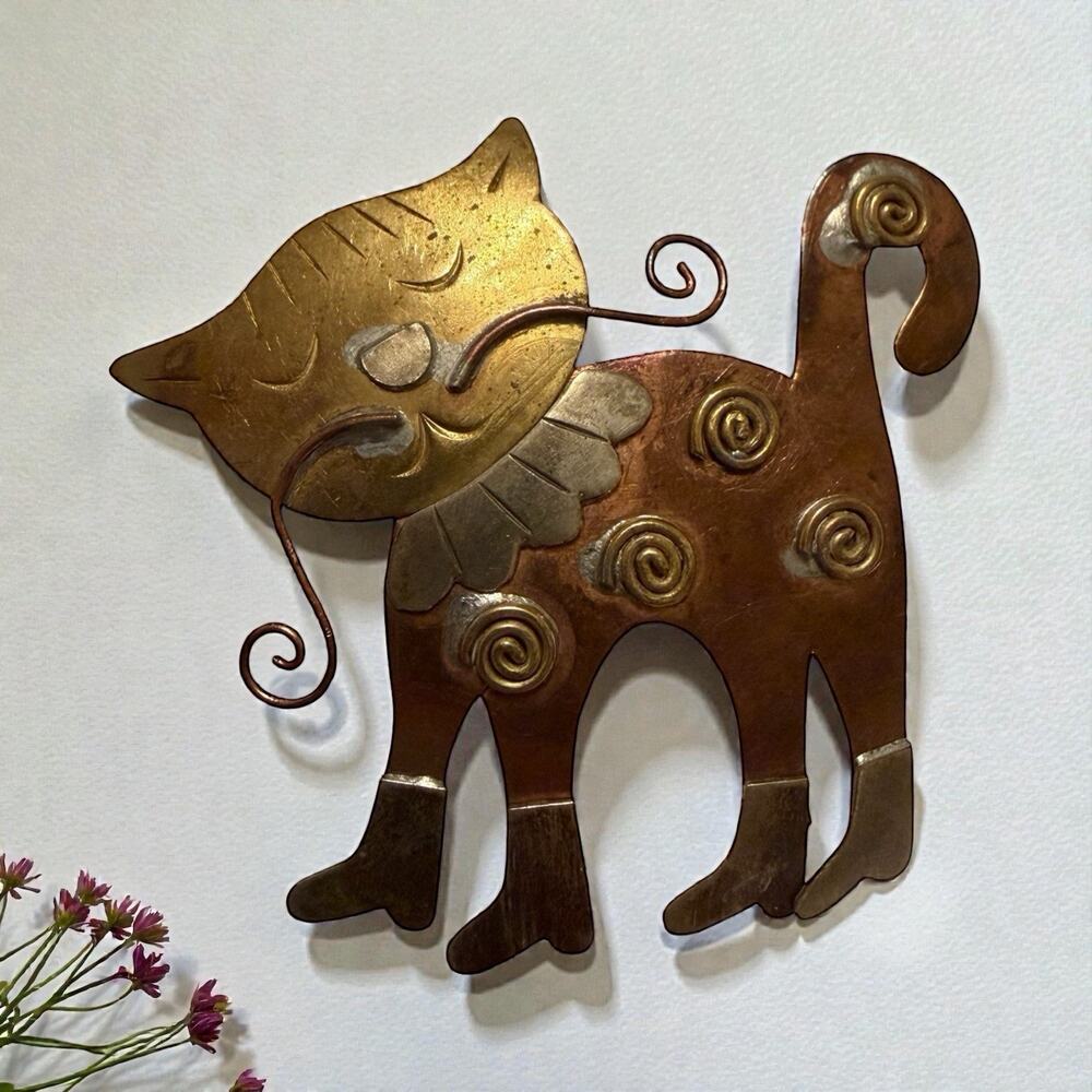 VINTAGE BRASS CAT BROOCH Mixed Metal Pin Patina Whiskers FAST SHIP 3226
